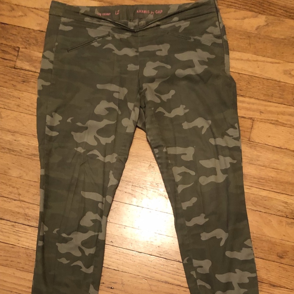J Crew Pixie Pants - CAMO - so adorable!